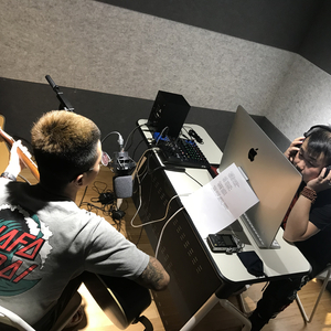 中文人妻AV久久人妻水密桃
